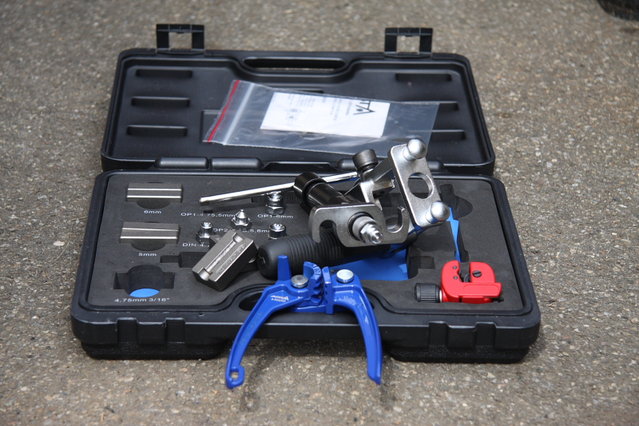 cors469.JPG (478.4 KiB) 74604 mal betrachtet Gutes Werkzeug kann man nie genug haben^^